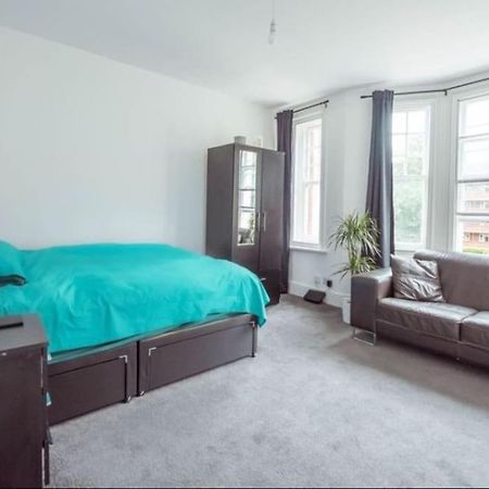 Great Flat Close To Edgware Road Лондон Экстерьер фото