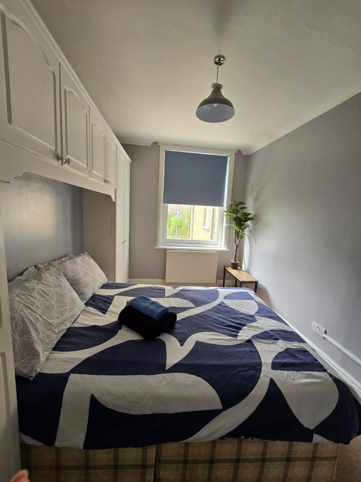 Great Flat Close To Edgware Road Лондон Экстерьер фото